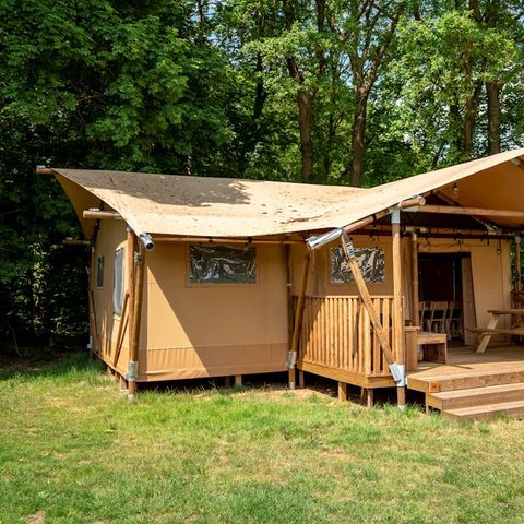 CANVAS AND WOOD TENT 6 people - 4-6ST (max. 4 adults)