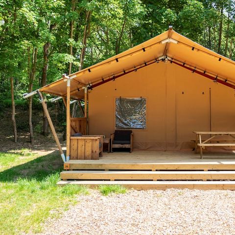 CANVAS AND WOOD TENT 4 people - 2-4ST (max. 2 adults)