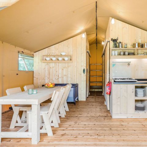 CANVAS AND WOOD TENT 5 people - 4-5S1 (max. 4 adults)