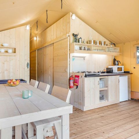CANVAS AND WOOD TENT 5 people - 4-5ST