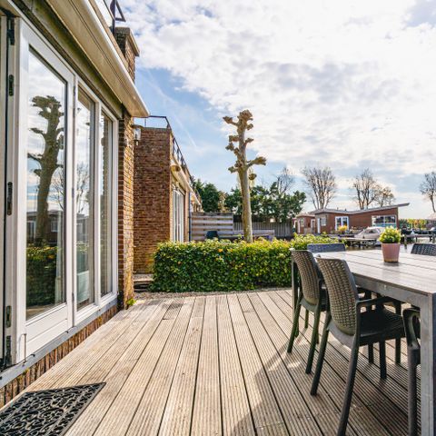 HOUSE 6 people - Assum