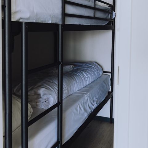 UNUSUAL ACCOMMODATION 4 people - Harbour Lodge