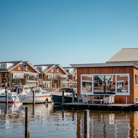 UNUSUAL ACCOMMODATION 6 people - Houseboat De Woude