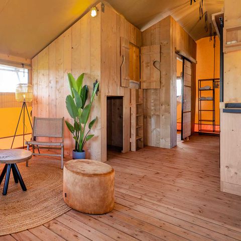 CANVAS AND WOOD TENT 6 people - Avocet