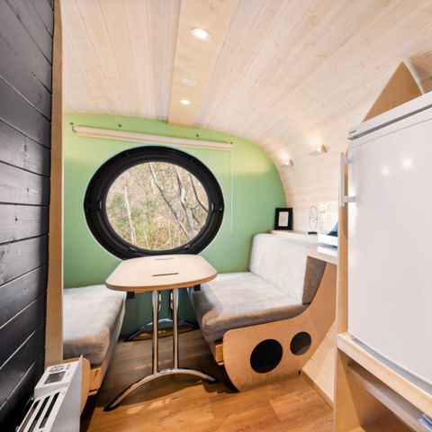 Accommodation 4 persons - Tree house Skycabin Creeper