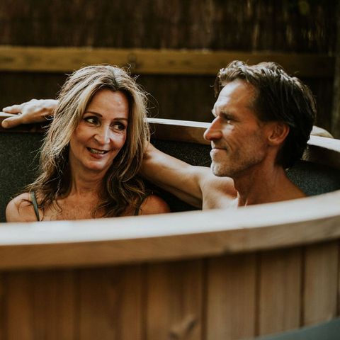 Bungalow 2 persons - Luxurious woodland loft with hot tub & sauna