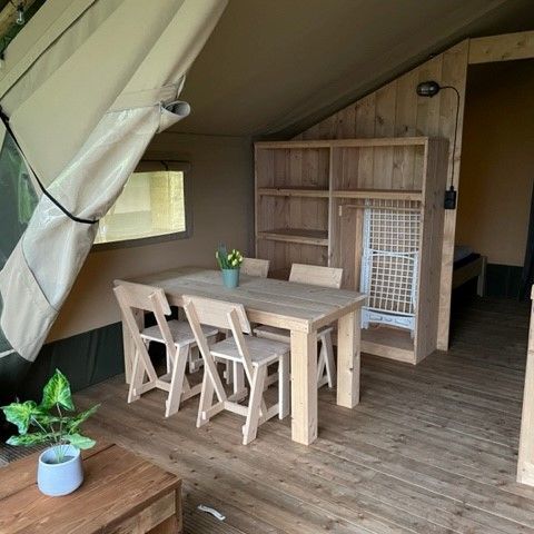 Canvas and wooden tent 4 persons - including sanitary facilities