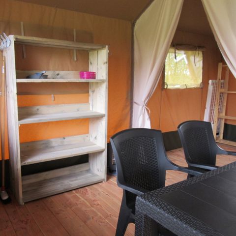 Canvas and wooden tent 4 persons