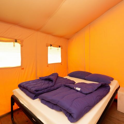 Canvas and wooden tent 6 persons