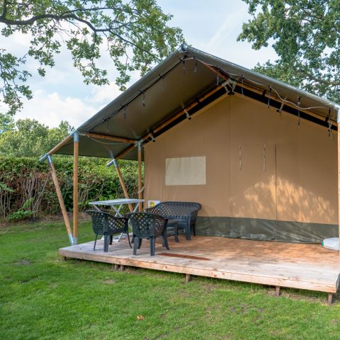 Canvas and wooden tent 6 persons - incl toilet