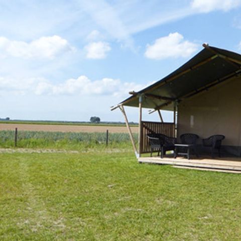 Canvas and wooden tent 6 persons - incl toilet
