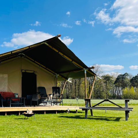 Canvas and wooden tent 6 persons