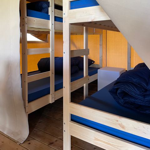 Canvas and wooden tent 6 persons