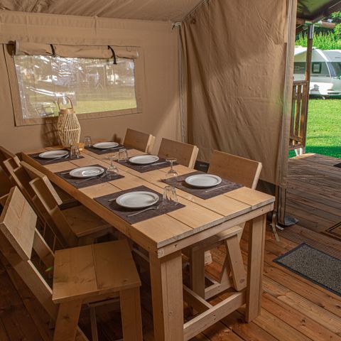 Canvas and wooden tent 6 persons