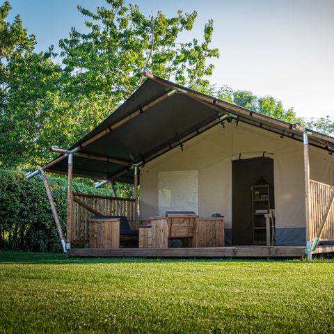 Canvas and wooden tent 6 persons