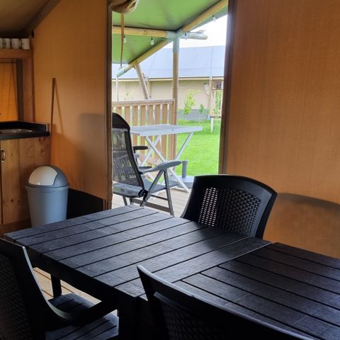 CANVAS AND WOOD TENT 6 people - including toilet