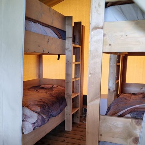 CANVAS AND WOOD TENT 6 people - including toilet
