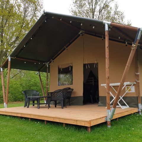 Canvas and wooden tent 6 persons