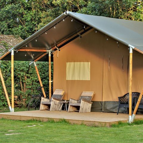 Canvas and wooden tent 4 persons