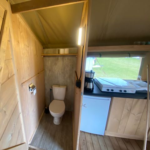 Canvas and wooden tent 4 persons - including toilet