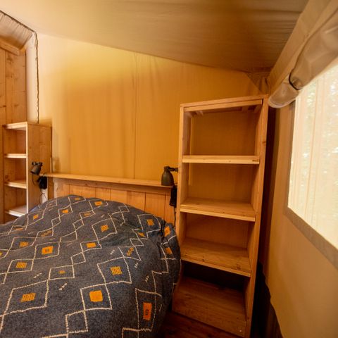 Canvas and wooden tent 4 persons
