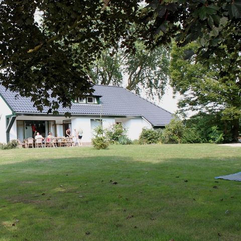 Group accommodation 24 persons - 2Villa Wevershof 20+4