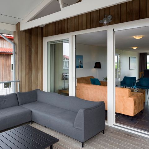 BUNGALOW 12 people - Golden Plover Bubble Bath 10+2