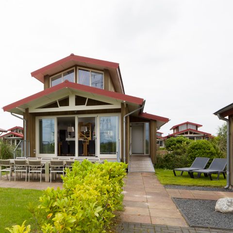 BUNGALOW 12 people - Golden Plover Bubble Bath 10+2