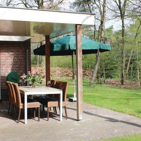 HOUSE 6 people - BGL75