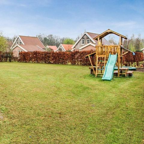 HOUSE 6 people - BGL121