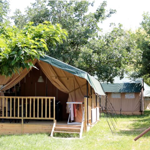 Canvas and wooden tent 4 persons