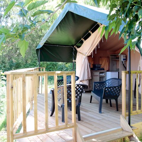 Canvas and wooden tent 4 persons