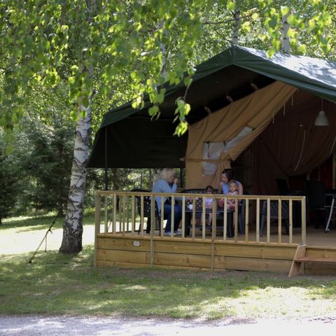 Canvas and wooden tent 6 persons