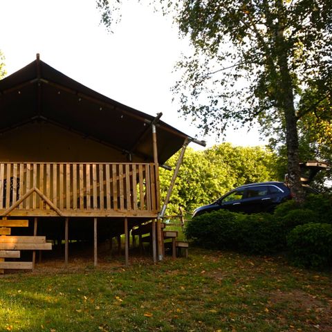 CANVAS AND WOOD TENT 6 people