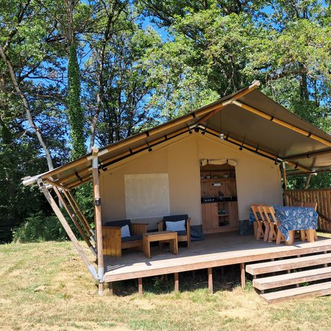 CANVAS AND WOOD TENT 5 people