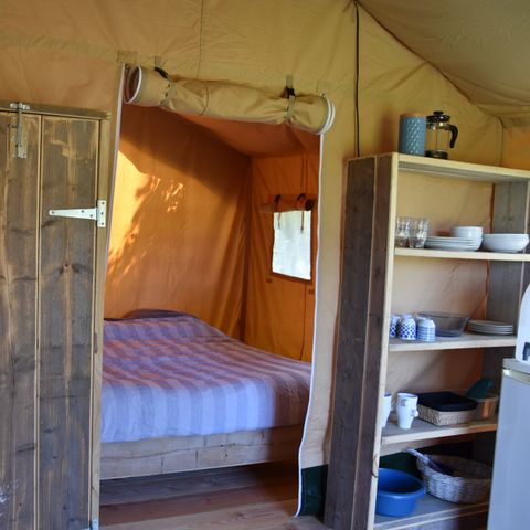 Canvas and wooden tent 4 persons