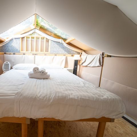 UNUSUAL ACCOMMODATION 4 people - Air Lodge