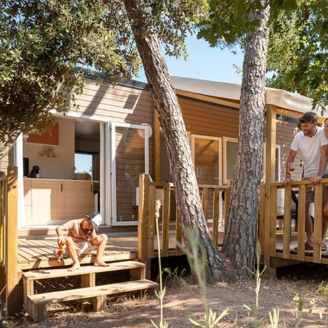 MOBILE HOME 8 people - TEXAS STANDARD
