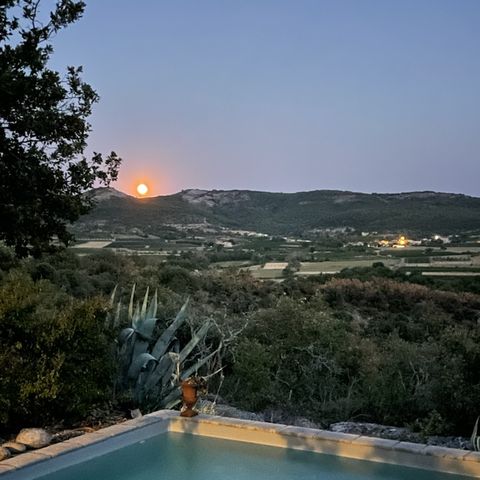 BEDROOM 2 people - Petit Mas (small guest room with breakfast) / 2 people included / classified 3 épis