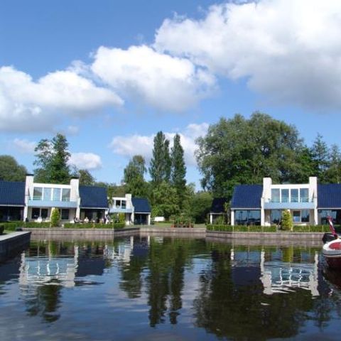 HOUSE 12 people - Family House