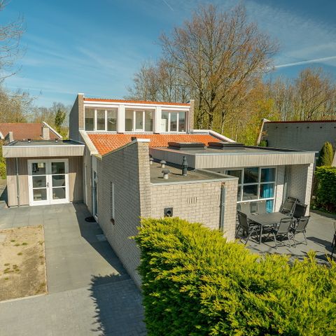 HOUSE 10 people - 10CTS