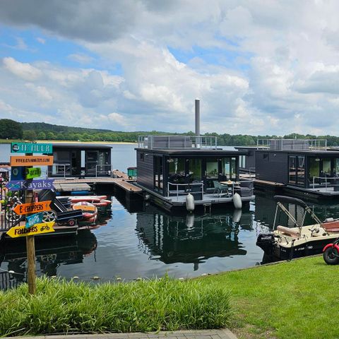 LODGE 6 people - Houseboat with a roof terrace