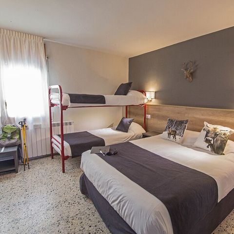 Bedroom 4 persons - Quadruple room