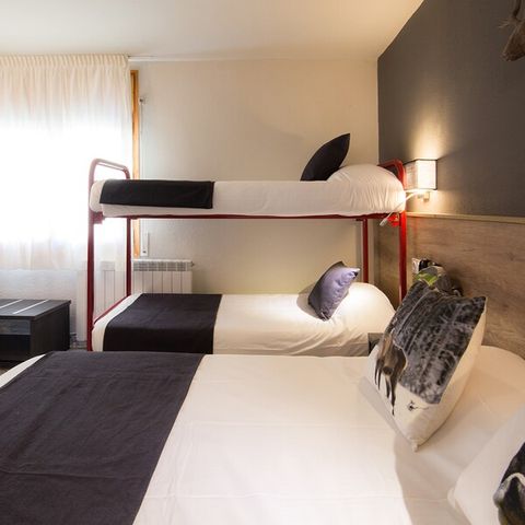 Bedroom 4 persons - Quadruple room