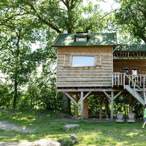 UNUSUAL ACCOMMODATION 6 people - Treehouse