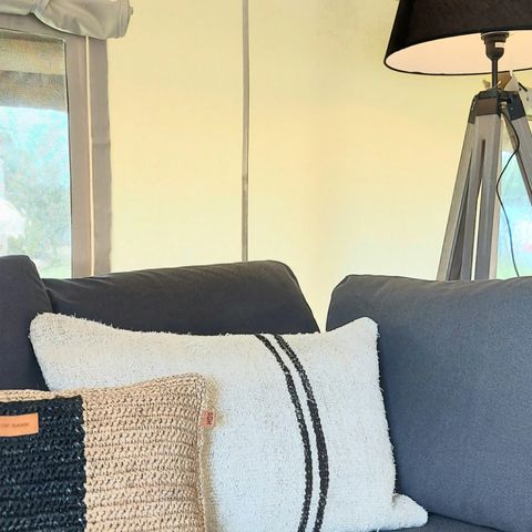 CANVAS AND WOOD TENT 6 people - Safari tent