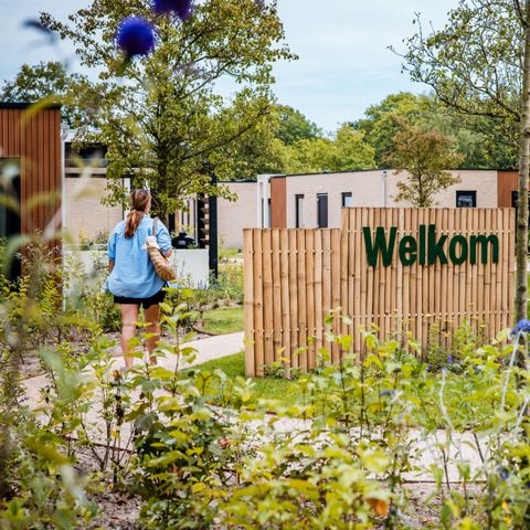 HOUSE 8 people - Stone partridge