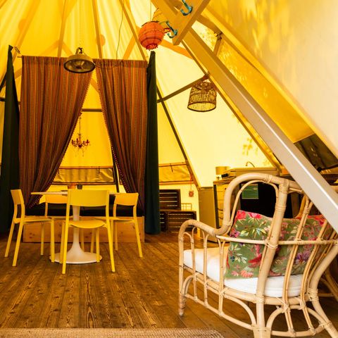 Accommodation 4 persons - Tipi Jippi Tipi
