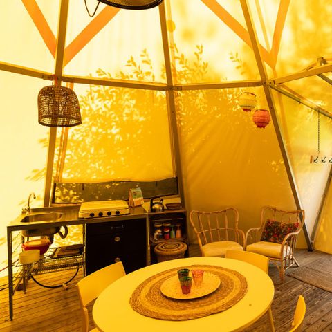 Accommodation 4 persons - Tipi Jippi Tipi