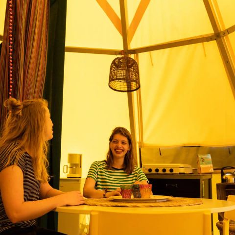 UNUSUAL ACCOMMODATION 4 people - Tipi Jippi Tipi
